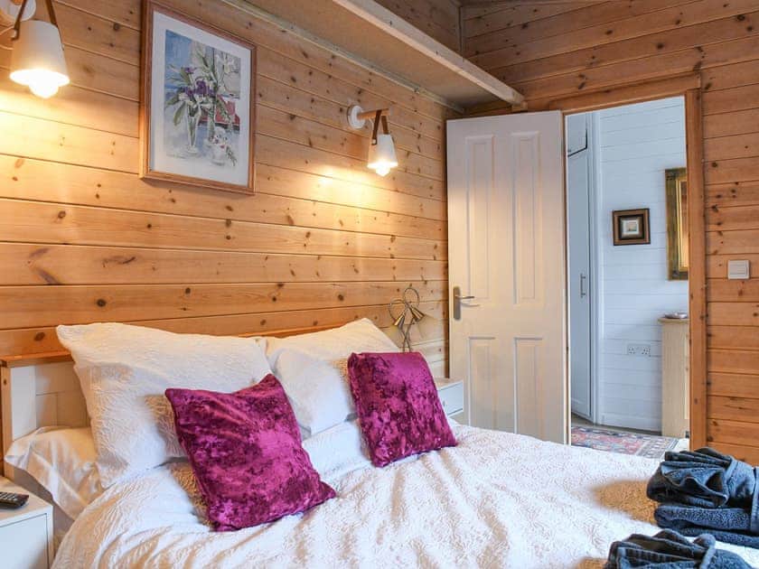 Double bedroom | Astbury Falls Luxury Retreat, Bridgnorth and Ironbridge