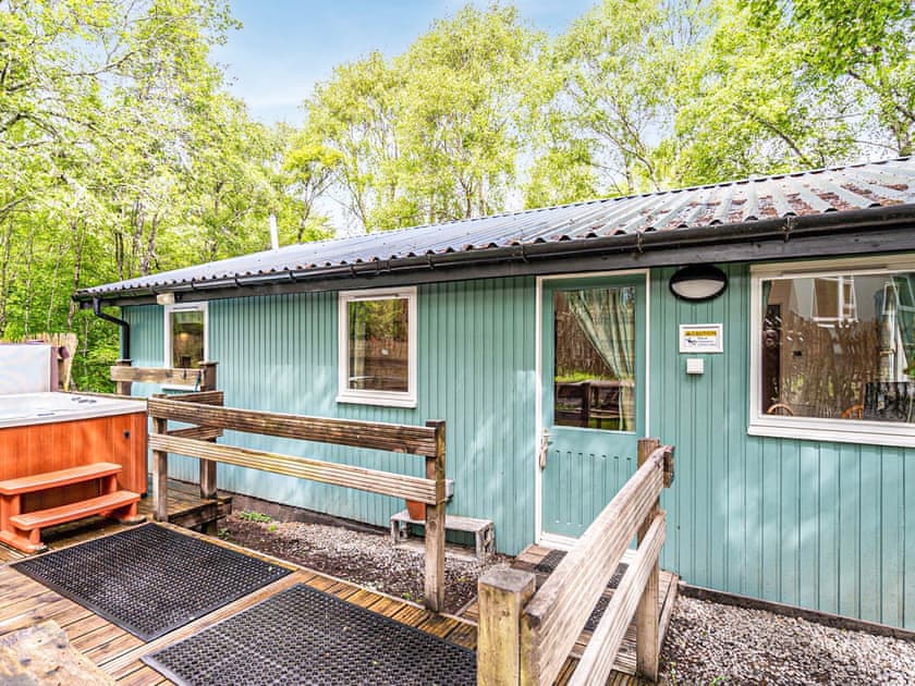 Exterior | Heather Lodge 10 - Kiltarlity Lodges, Beauly