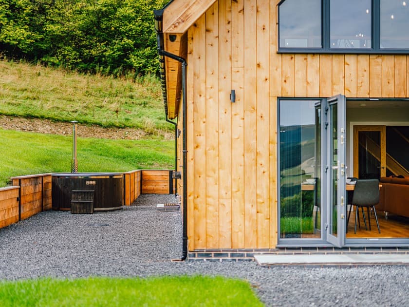 Exterior | Coed y Pentre, Carno
