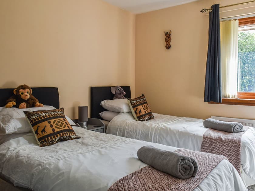 Twin bedroom | Zebra House, Blaenavon