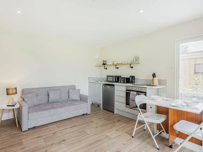Open plan living space | Silver Birch - Woodland Cottages, Halstead