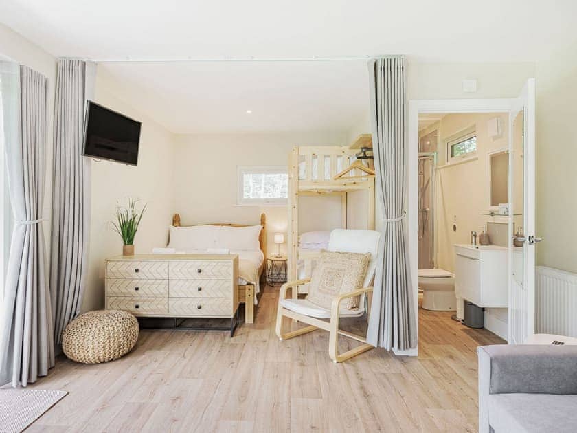 Open plan living space | Silver Birch - Woodland Cottages, Halstead