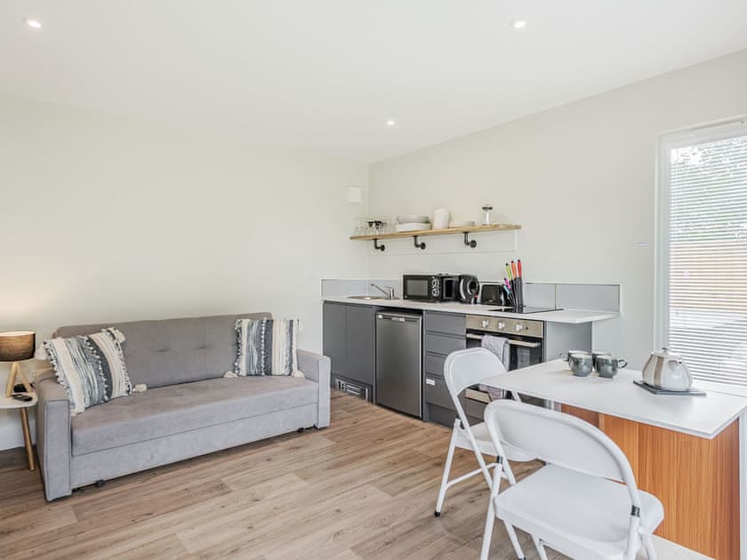 Open plan living space | English Oak - Woodland Cottages, Halstead