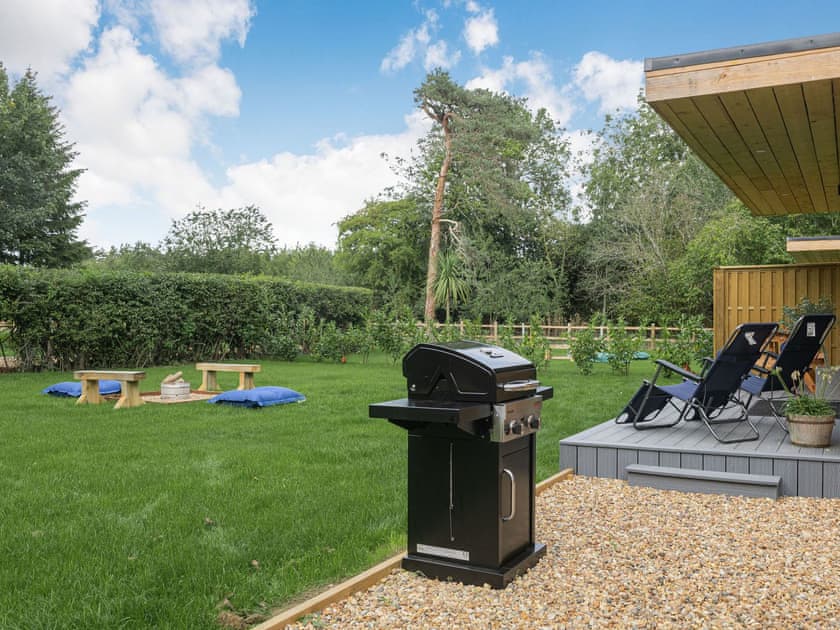 Garden and grounds | English Oak - Woodland Cottages, Halstead