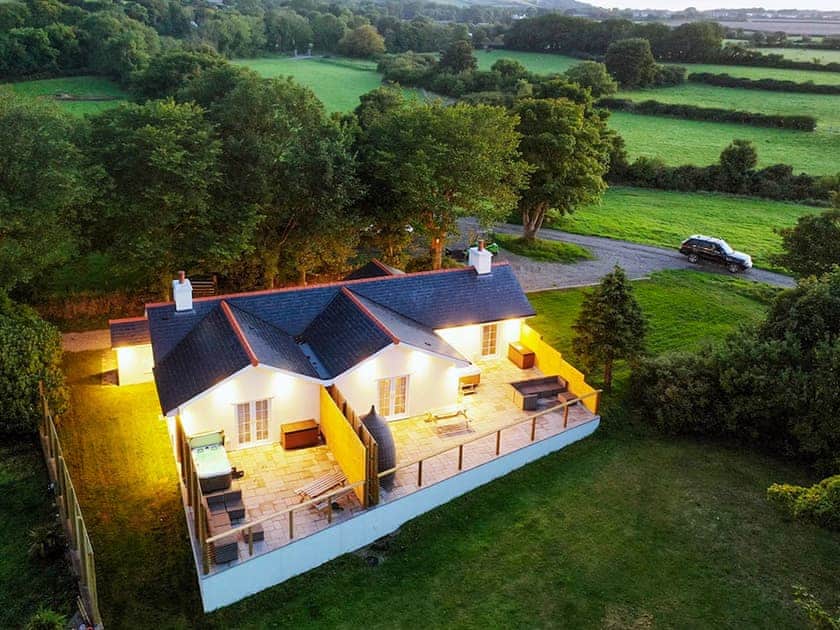 Exterior | Bumblebee Cottage - Ballavolley Cottages, Ballaugh