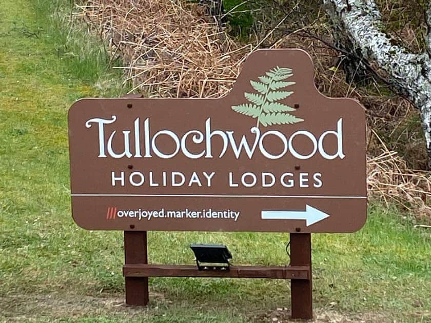 Setting | Tullochwood Lodges, Rafford, near Forres