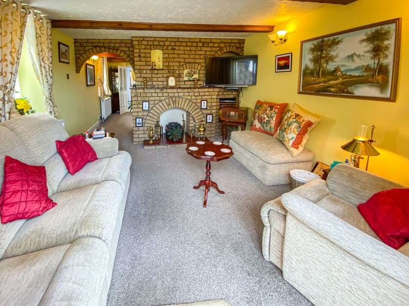 Living room | Queensland Cottage, Saint Margaret’s at Cliffe
