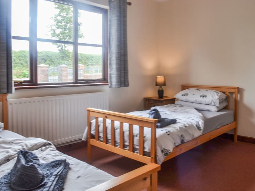 Twin bedroom | Awel Wen, Tregaron