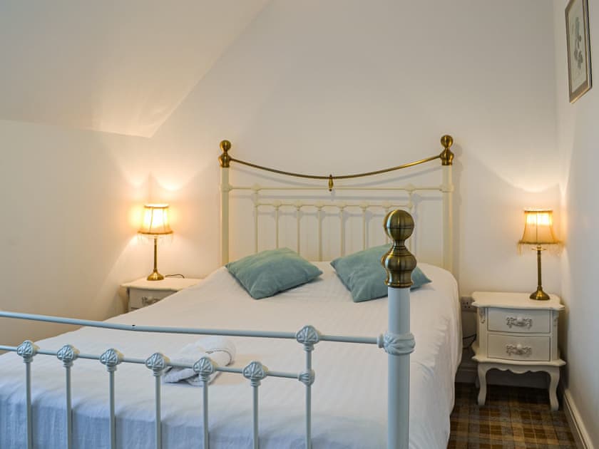 Double bedroom | Wolf’s Den, Filey