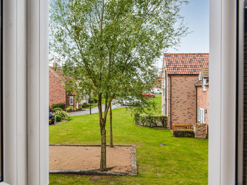 Garden | Wolf’s Den, Filey