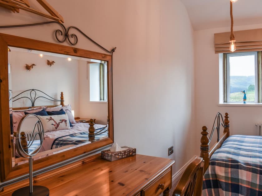 Double bedroom | Goosander Cottage, Holme, near Holmfirth