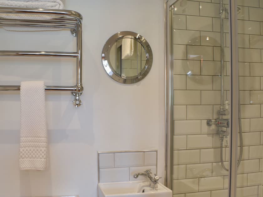 Bathroom | Goosander Cottage, Holme, near Holmfirth