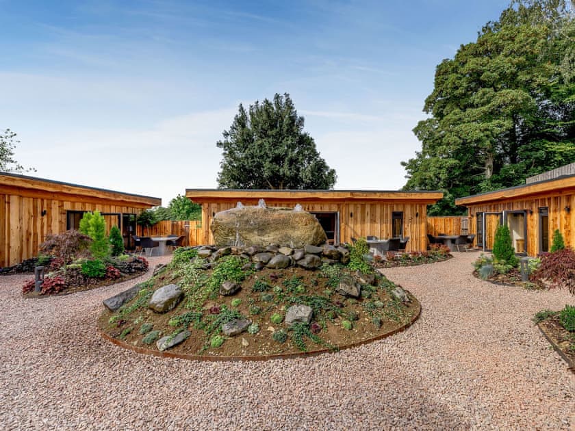 Setting | Celyn - The Secret Garden, Llagadfan, Welshpool