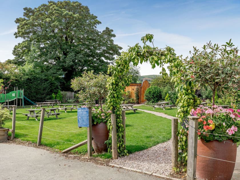 On-site amenities | Celyn - The Secret Garden, Llagadfan, Welshpool
