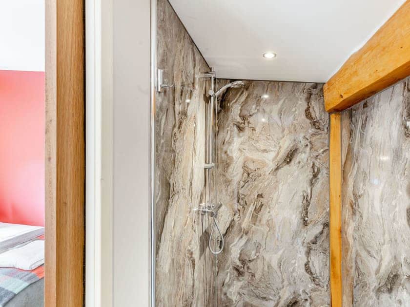 En-suite | Pansi - The Secret Garden, Llagadfan, Welshpool