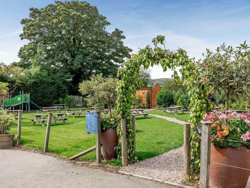 On-site amenities | Pansi - The Secret Garden, Llagadfan, Welshpool