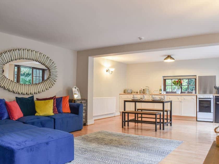 Open plan living space | The Barn, Sarrett, near Rickmansworth