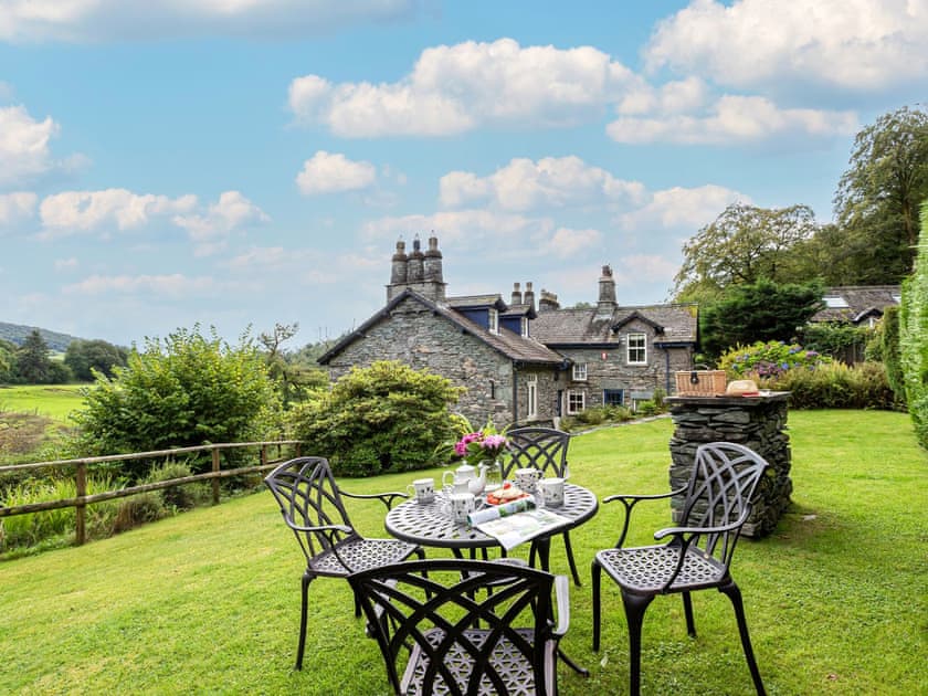 Garden | Mallards - Steppingstones Riverside Terrace, Ambleside