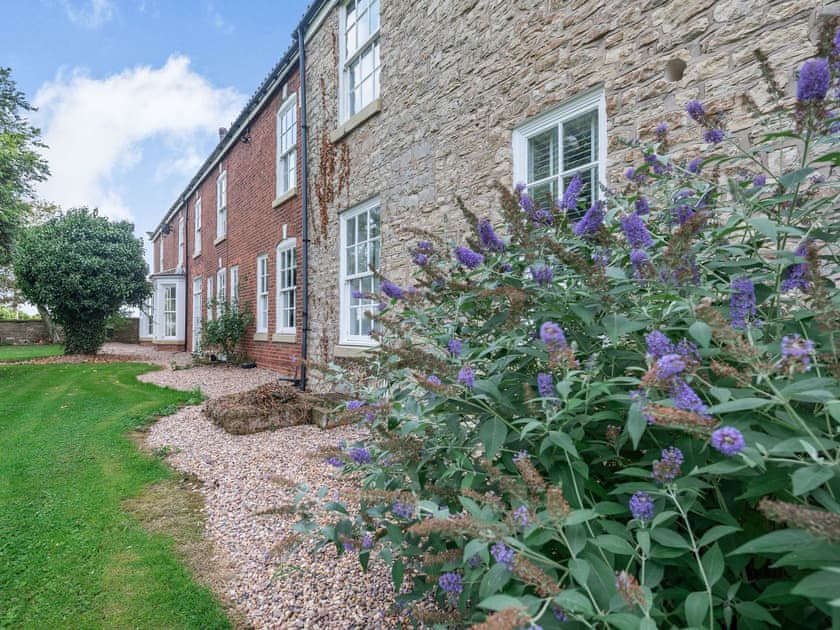 Exterior | Limestone Hill Farmhouse, Tickhill, near Doncaster