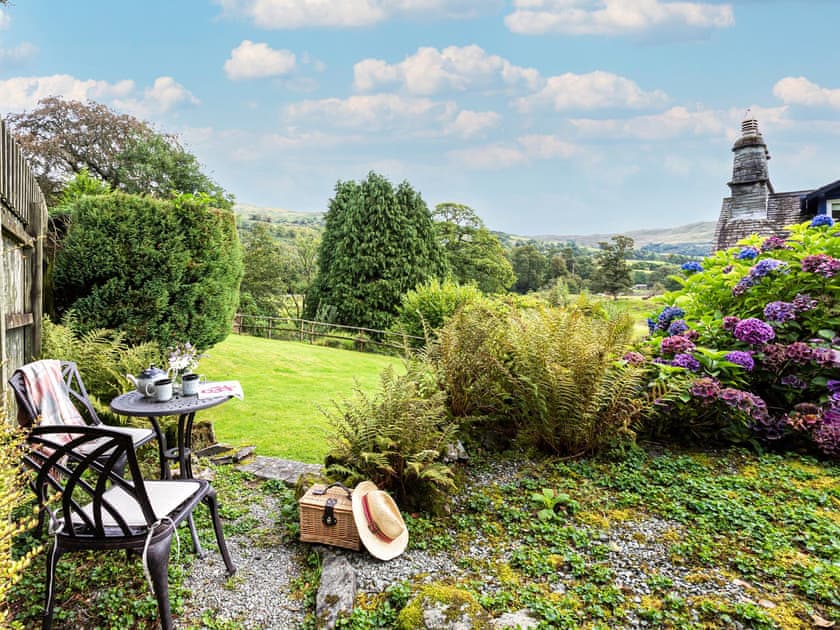 Garden | Garden Cottage - Steppingstones Riverside Terrace, Ambleside