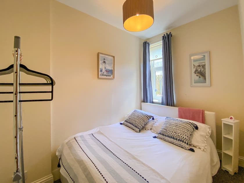 Double bedroom | Largs Brisbane Cottage, Largs