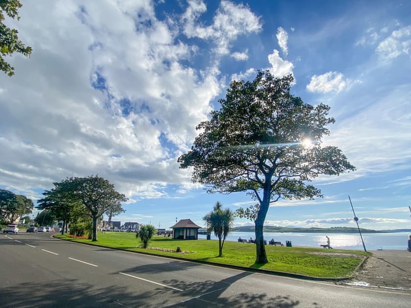 Surrounding area | Largs Brisbane Cottage, Largs