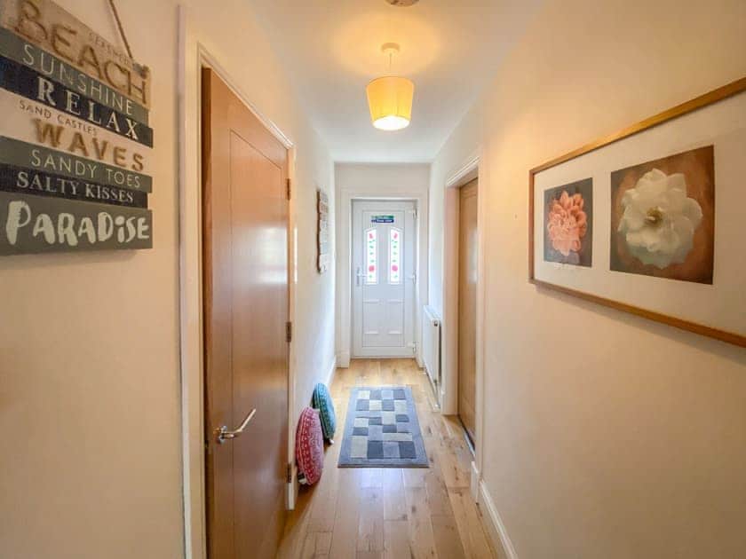 Hallway | Largs Brisbane Cottage, Largs
