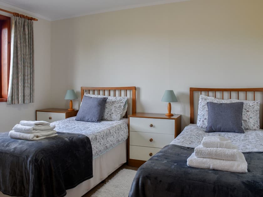 Twin bedroom | Leys Barn, Leys Barn