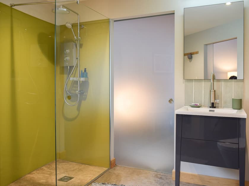 Shower room | The Roondie, Cupar