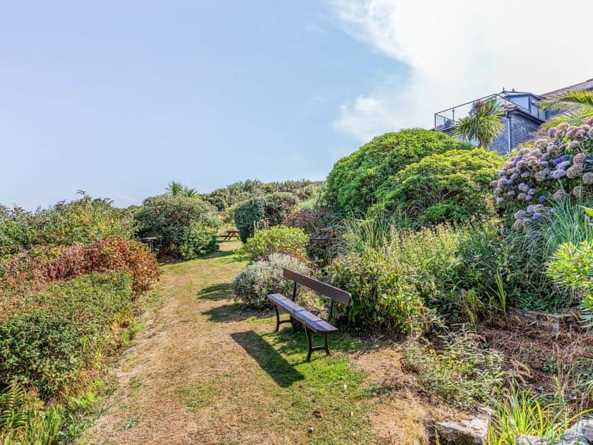 Garden | Studio Sea Urchin, Carbis Bay, near St Ives