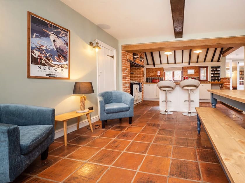 Seating for 12 | The Norfolk Broads CottageFarthings, Wroxham