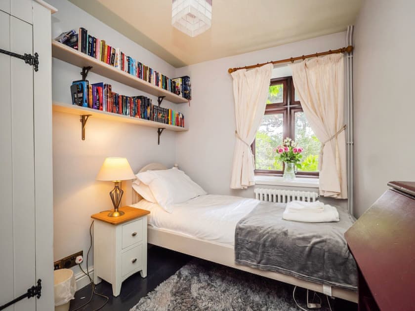 Single bedroom | The Norfolk Broads CottageFarthings, Wroxham