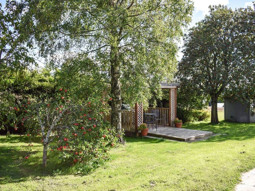 Garden | Orchard House - Blinkbonny Cottages, Auchtermuchty