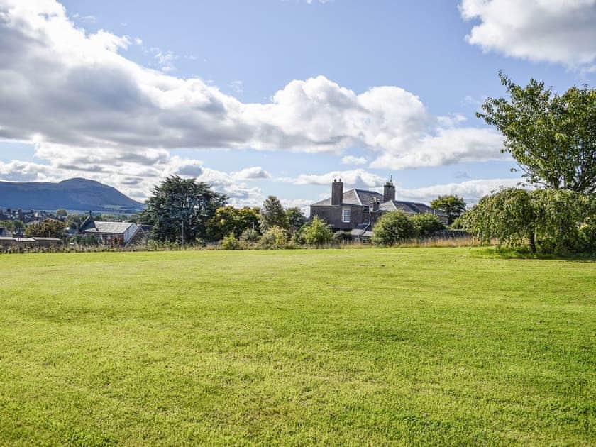 Garden | Orchard House - Blinkbonny Cottages, Auchtermuchty