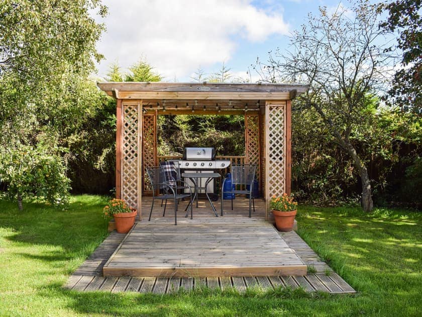 Garden | Fieldview - Blinkbonny Cottages, Auchtermuchty