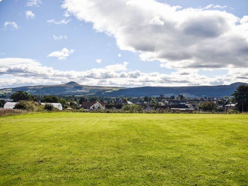 View | Fieldview - Blinkbonny Cottages, Auchtermuchty