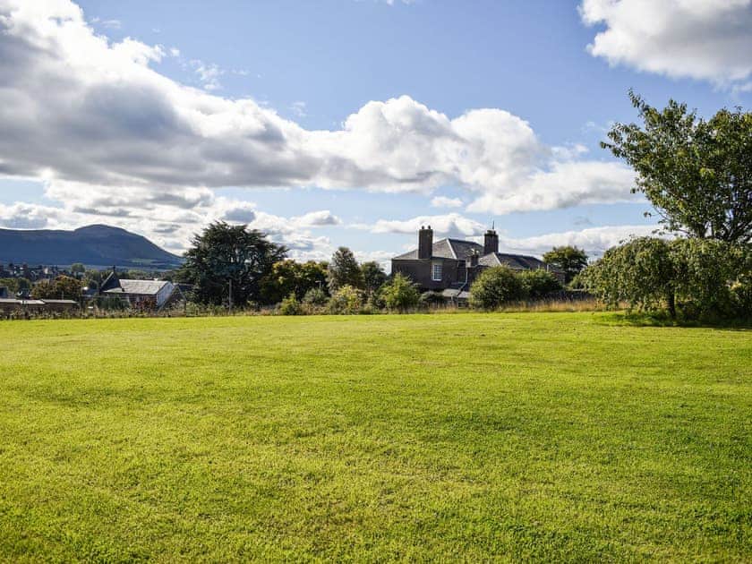 View | Fieldview - Blinkbonny Cottages, Auchtermuchty