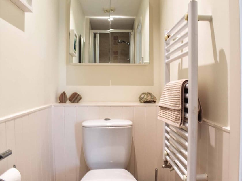 En-suite | Greenbank, Veryan