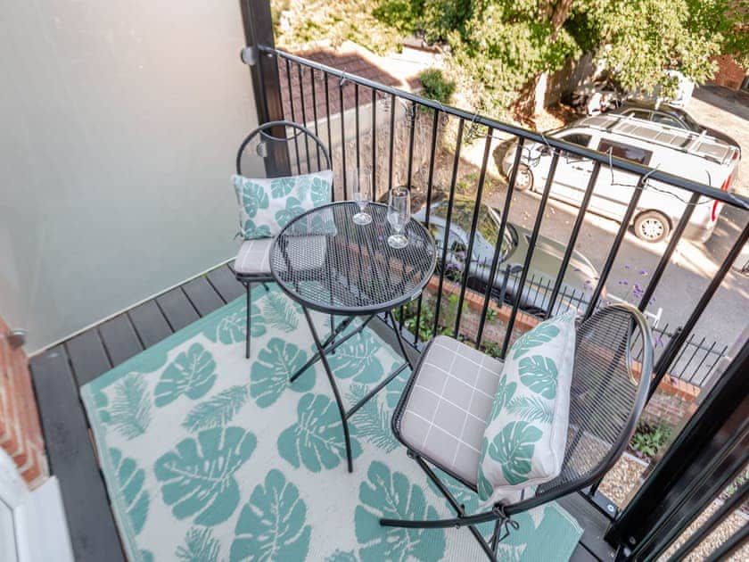 Balcony | Forest Acorn, Brockenhurst