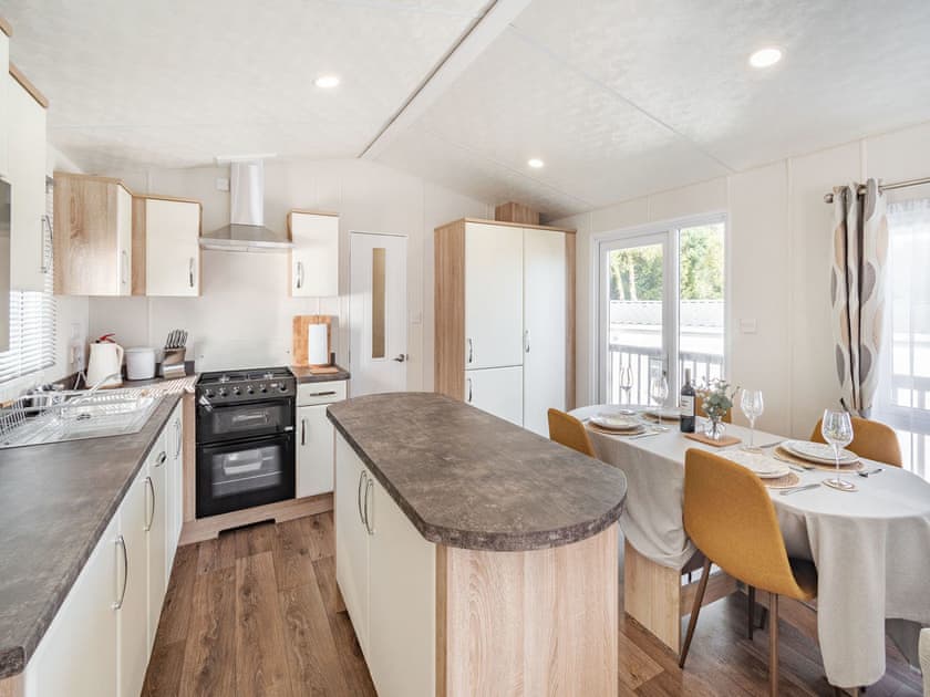 Kitchen | Red Wood Lodge - Lady Edith’s Duo, Scarborough