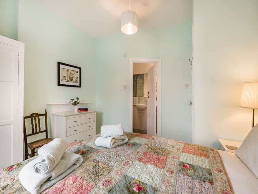 Double bedroom | Eider Cottage, Budle Bay, Waren Mill, near Bamburgh
