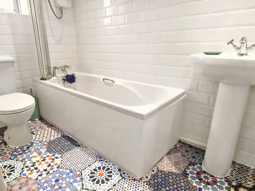 Main bathroom | Hidden Gem, Edwinstowe