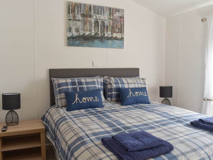 Double bedroom | Devin Lodge, Dollar