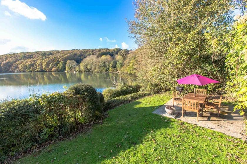 Bethel Cottage - Tregothnan Properties, Coombe
