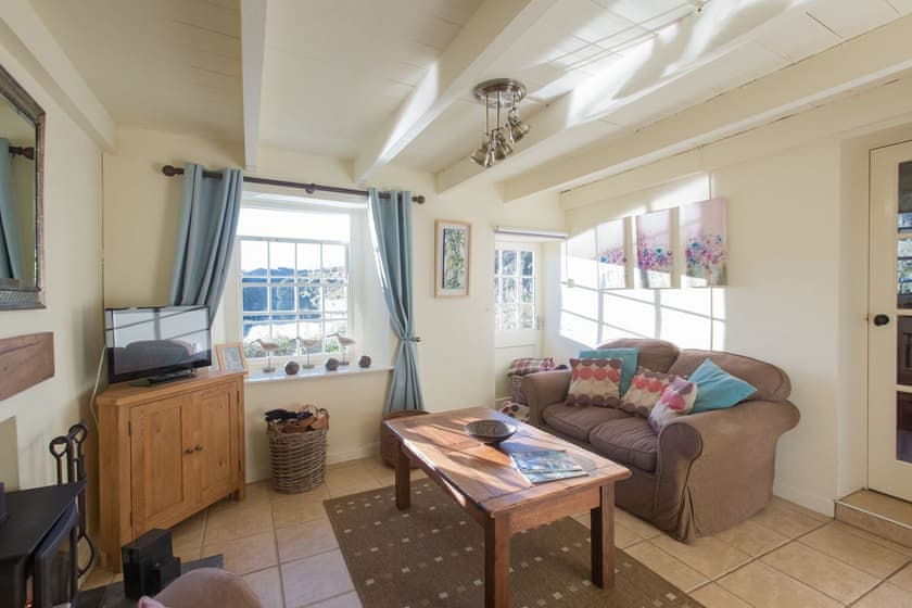 Bethel Cottage - Tregothnan Properties, Coombe