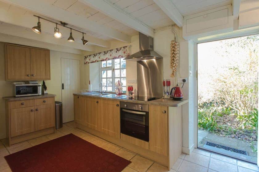 Bethel Cottage - Tregothnan Properties, Coombe