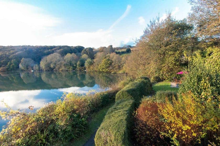 Bethel Cottage - Tregothnan Properties, Coombe
