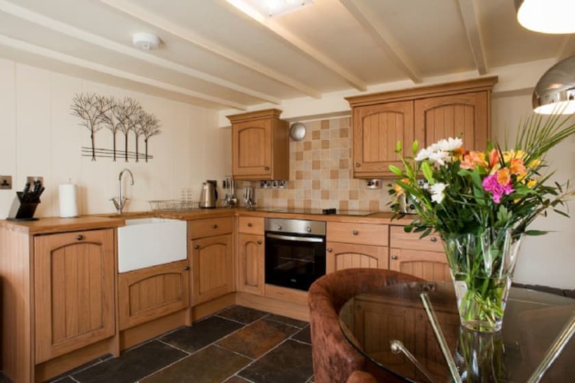 Riverside Cottage - Tregothnan Properties, Coombe
