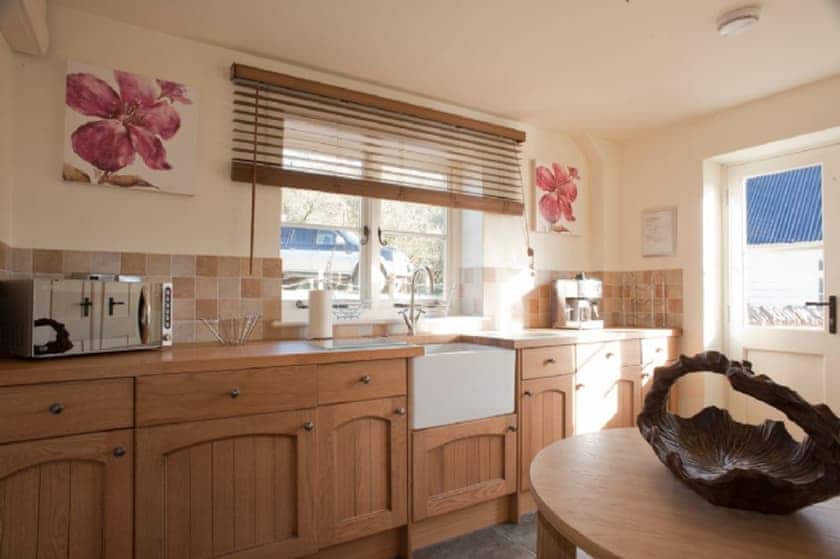 Riverside Cottage - Tregothnan Properties, Coombe