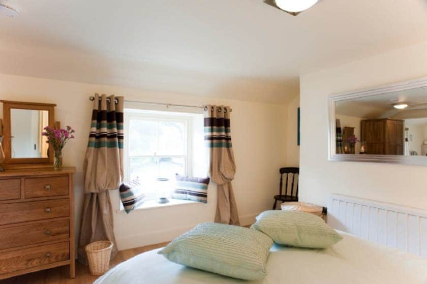 Riverside Cottage - Tregothnan Properties, Coombe